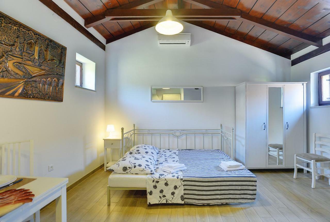 Diegos Apartments プーラ エクステリア 写真